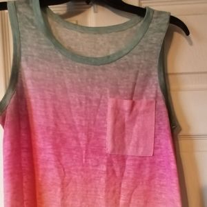 Cute ombre tank top